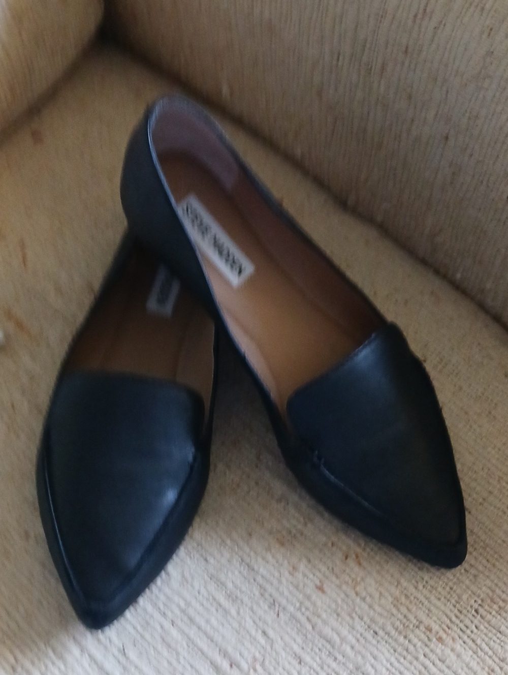 Steve Madden Black Pointed Slip-On Flats